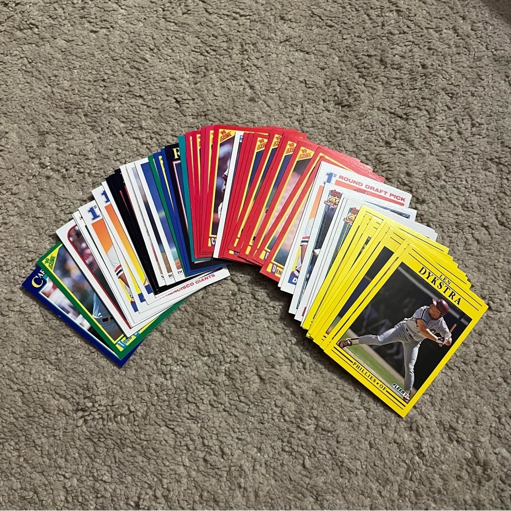 Baseball Trading Cards Collection - Picture 2 of 2